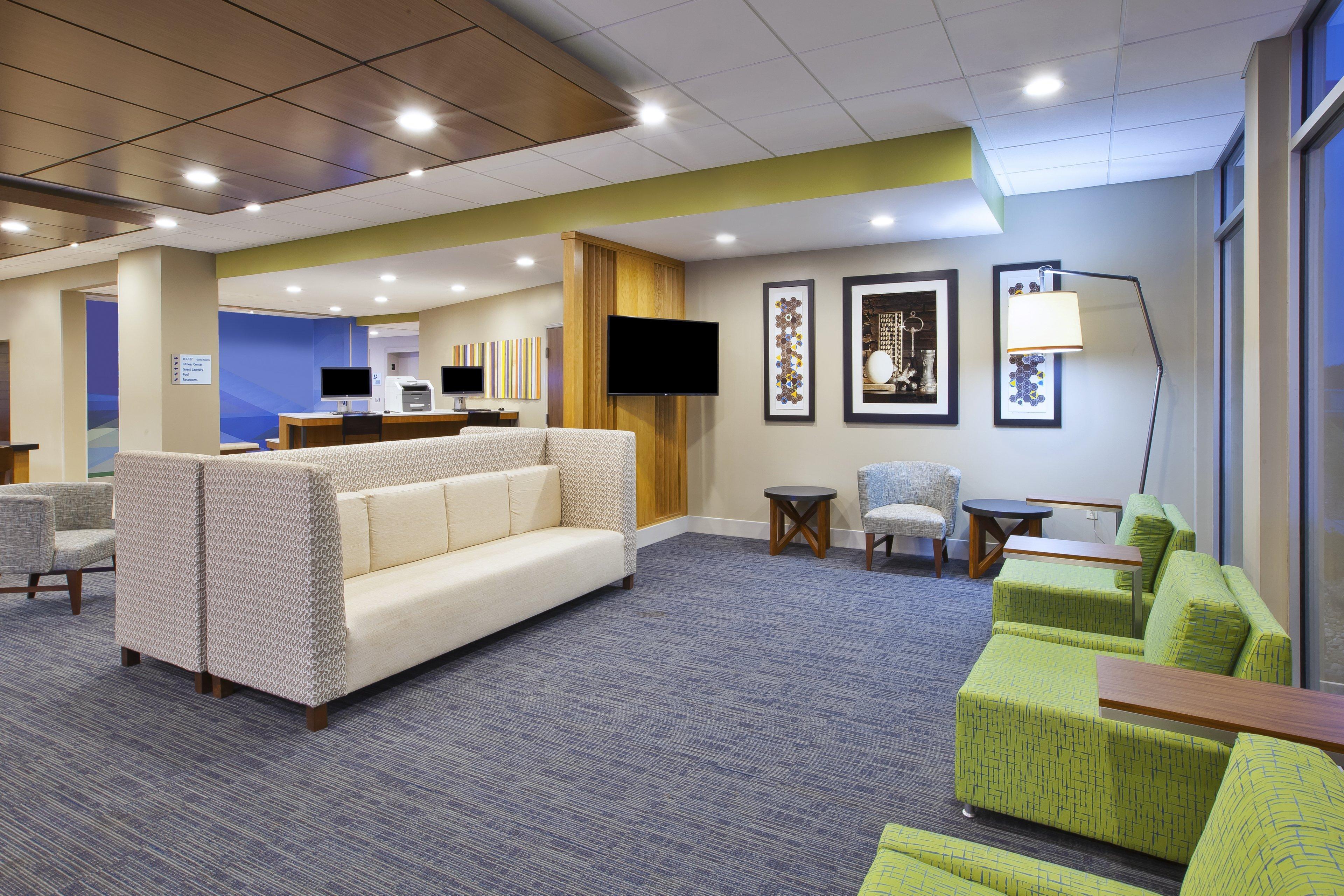 Holiday Inn Express & Suites - Parkersburg East By Ihg Экстерьер фото