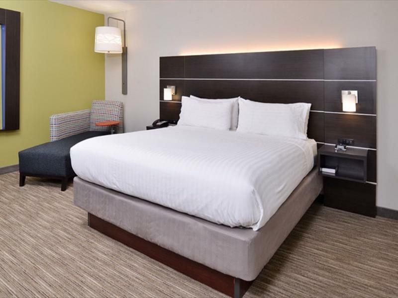 Holiday Inn Express & Suites - Parkersburg East By Ihg Экстерьер фото